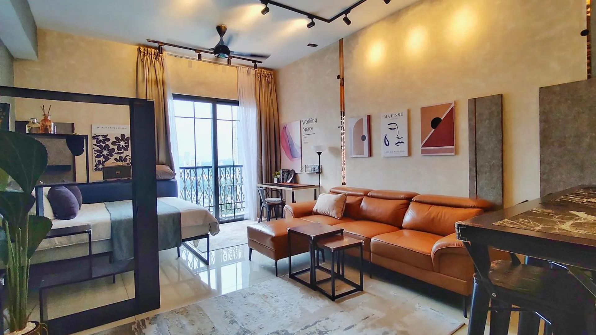 The Luxy Studio At Kuala Lumpur 0*,